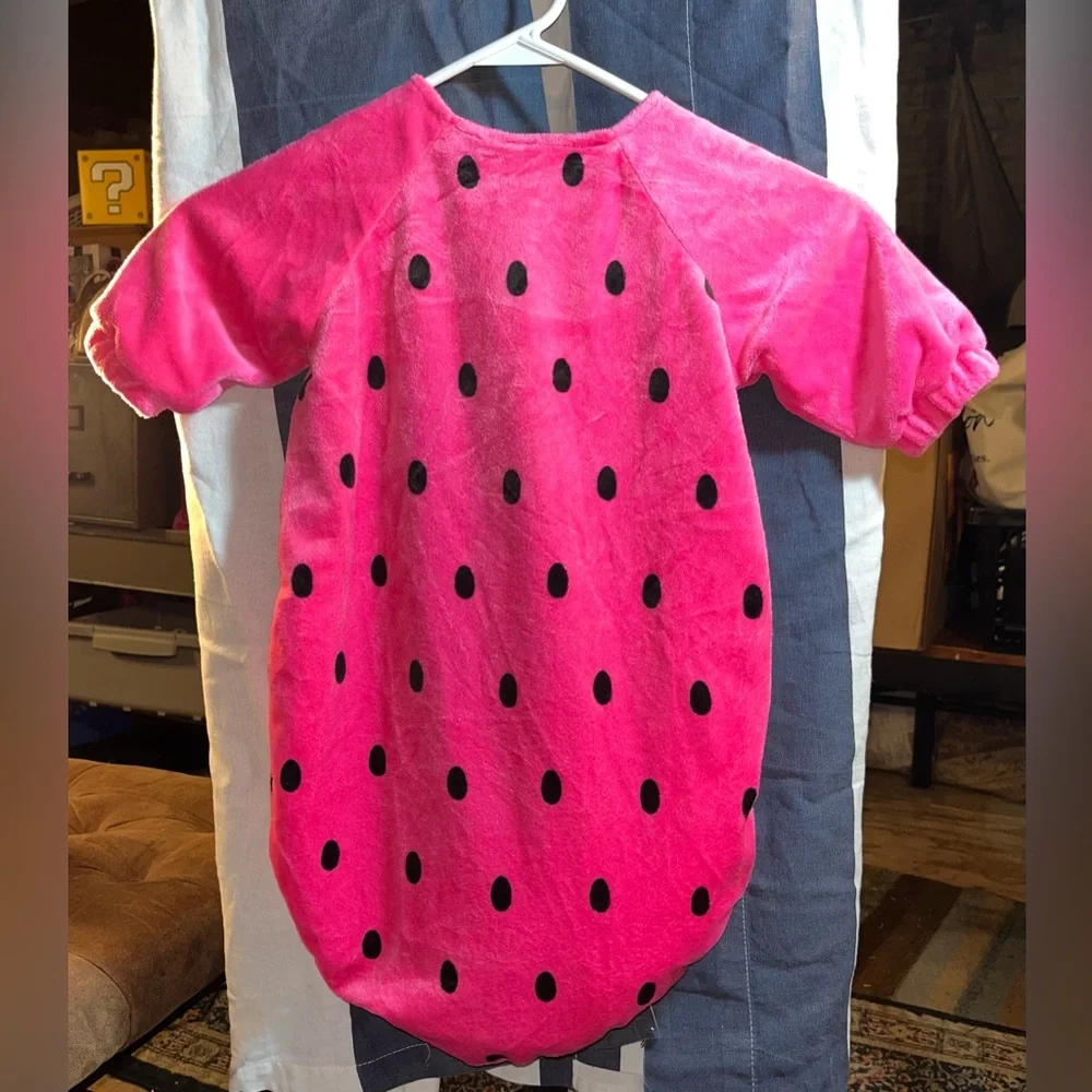 Infant strawberry costume 0-6 mo Halloween baby pink cute 🍓 - Picture 3 of 7